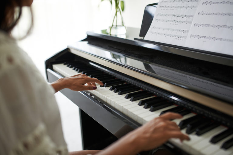 15 Tips for Learning Piano As An Adult (2021)